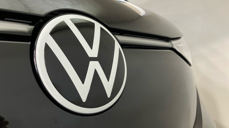 Volkswagen ID. Buzz 210kW Style Pro 86kWh 5dr LWB Auto [7St/Design+] Electric Estate